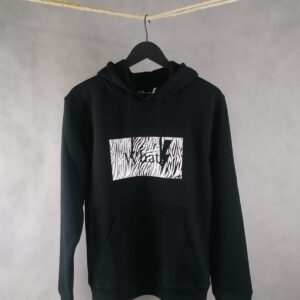 Sudadera Cebra Unisex negra, diseño de cebra