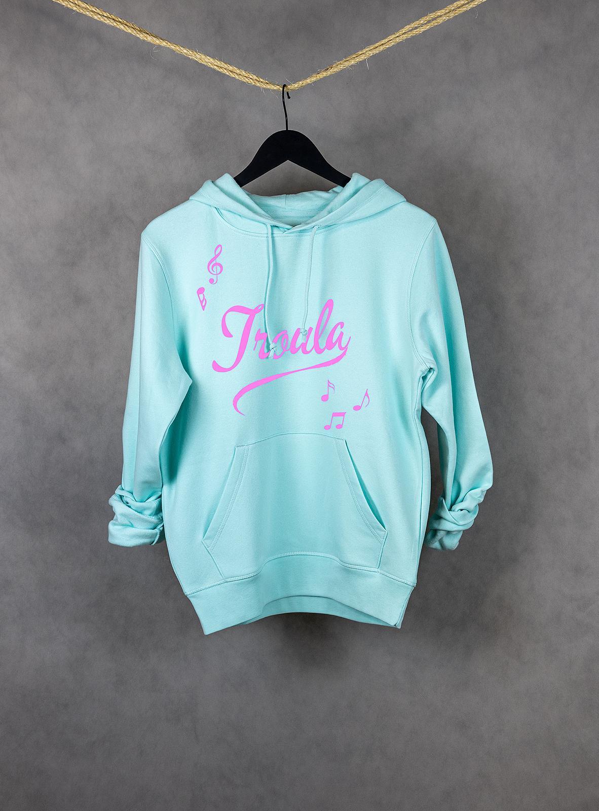 Sudadera TROULA de algodón orgánico con diseño colorido y bordados sostenibles - Moda ecológica y unisex.