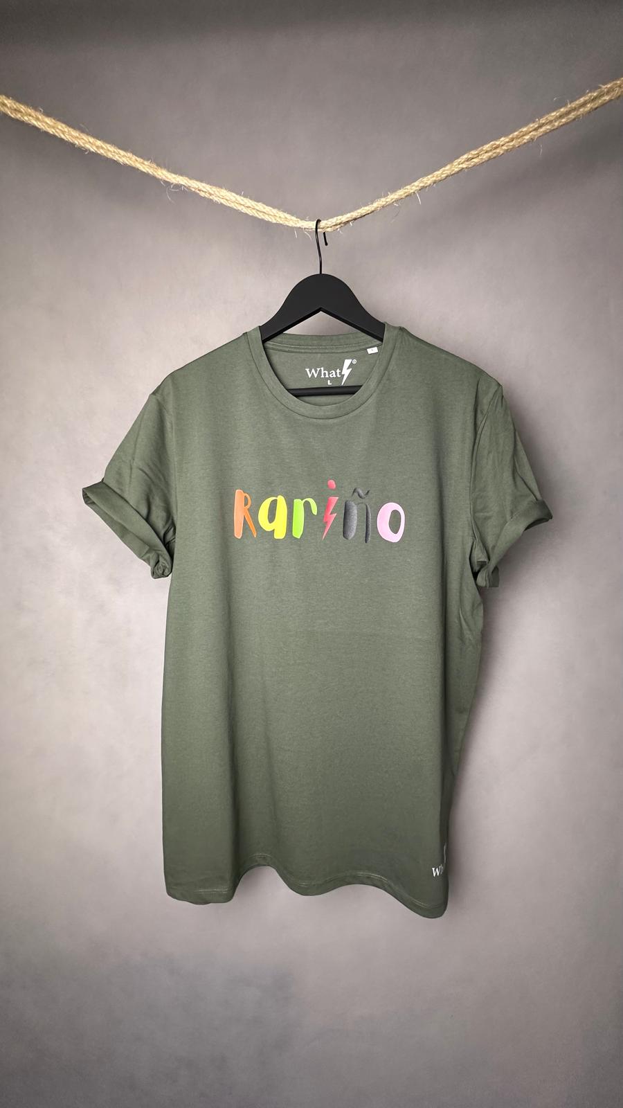 Camiseta unisex Rariño/a de WhatStyle, moda sostenible con mensaje gallego
