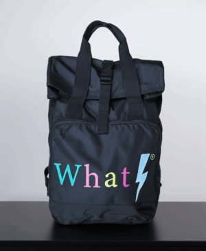 Mochila What reciclada negra con compartimento acolchado para portátil 15,6″ y cierre enrollable