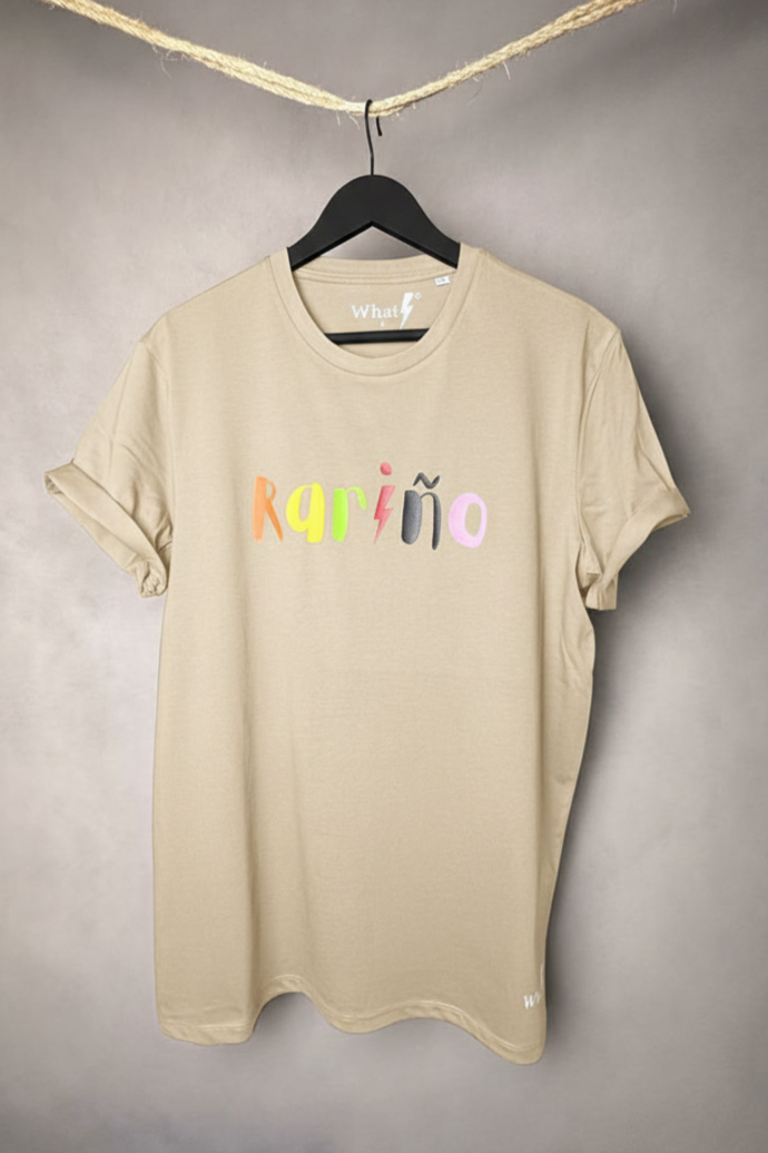 Camiseta beis de edición limitada WhatStyle con estampado Rariño/a